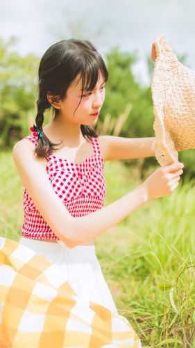 助学金被抢后，我把一箱军功章还给国家无删减+无广告