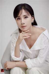 拍卖会上妻子为助理点天灯，我选择一跟到底杨吱吱沈重全本免费在线阅读
